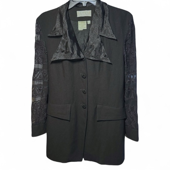ALEXIS Vintage Black Blazer Dress w/ Lace Sleeves - Picture 6 of 6